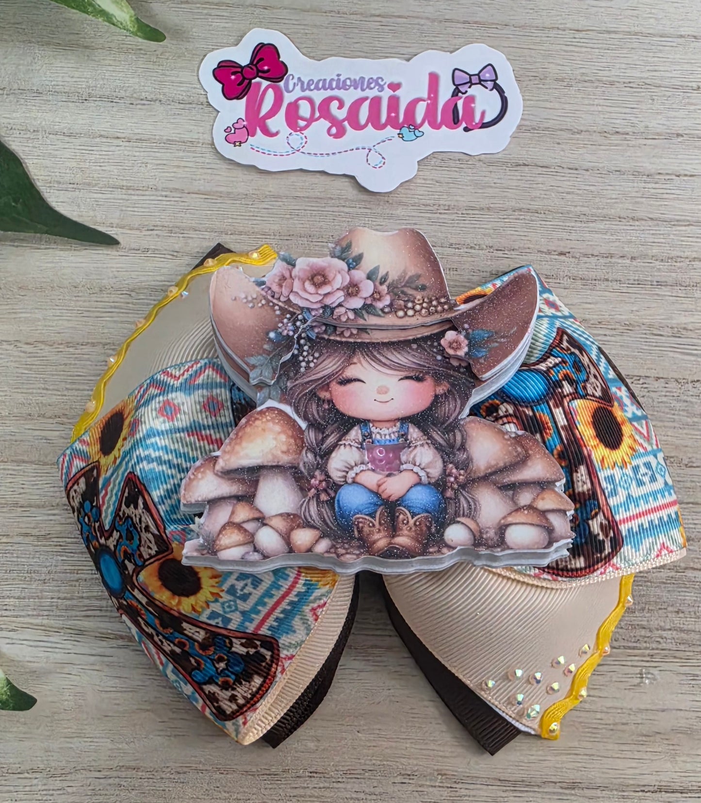 Niña con hermoso sombrero