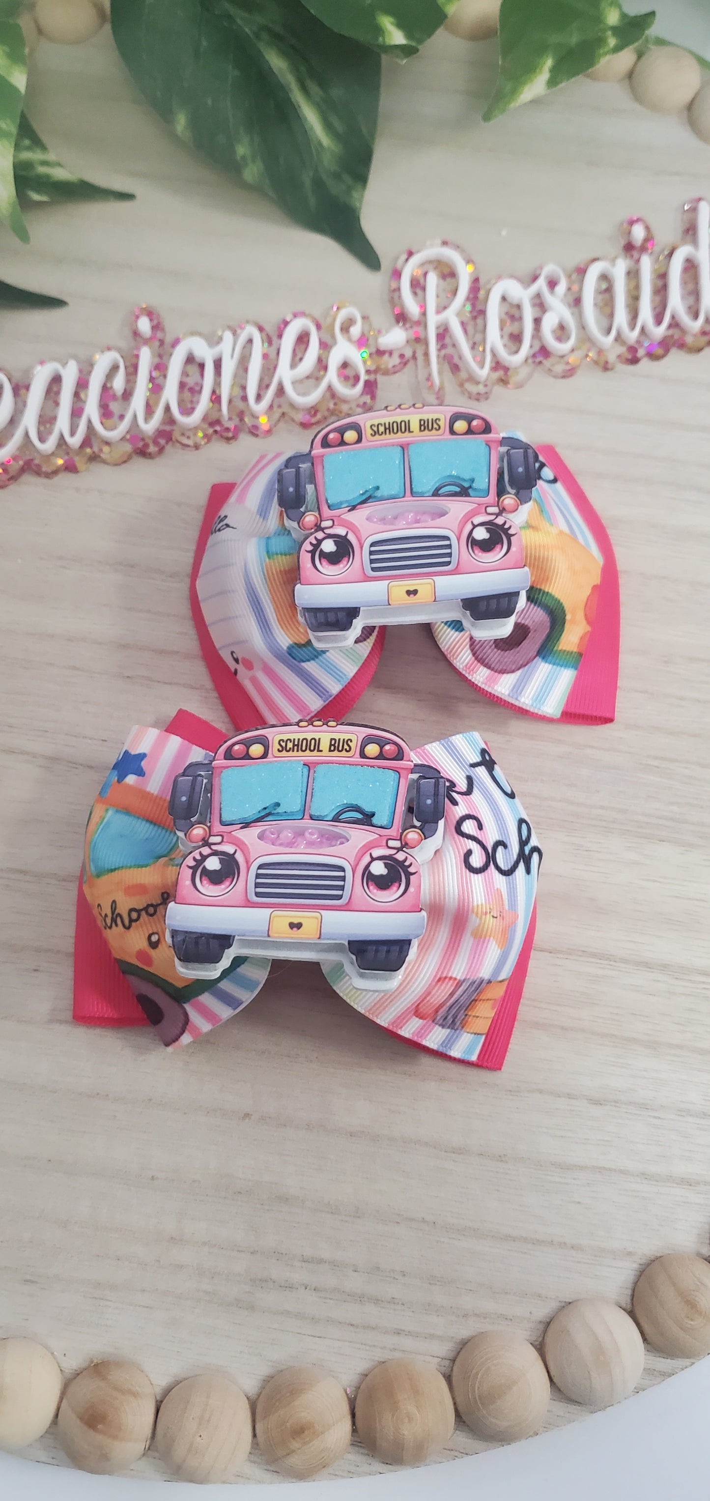 Parecitos School Bus