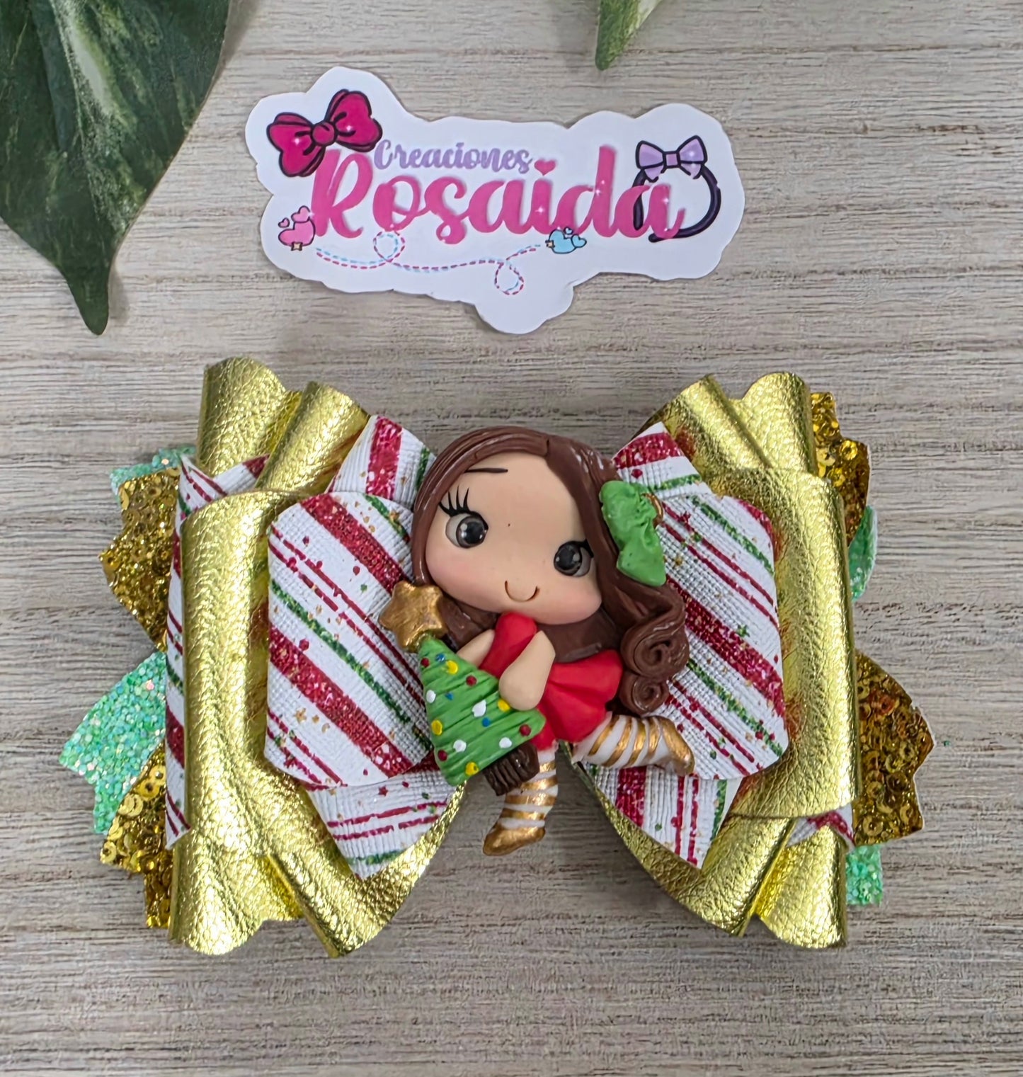 Muñequita con arbolito