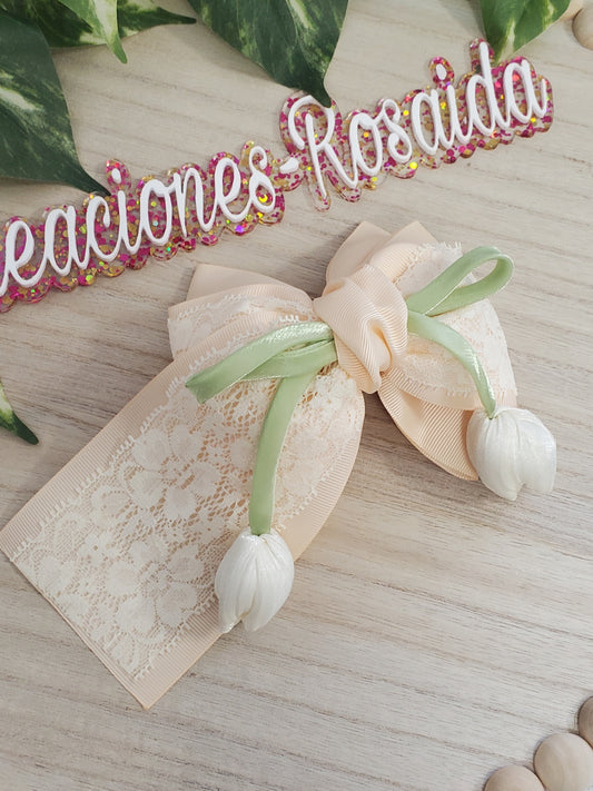 Beige Lace Tulip